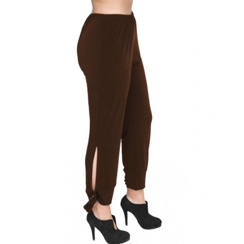 A20-151 Fitted capri pants - Brown