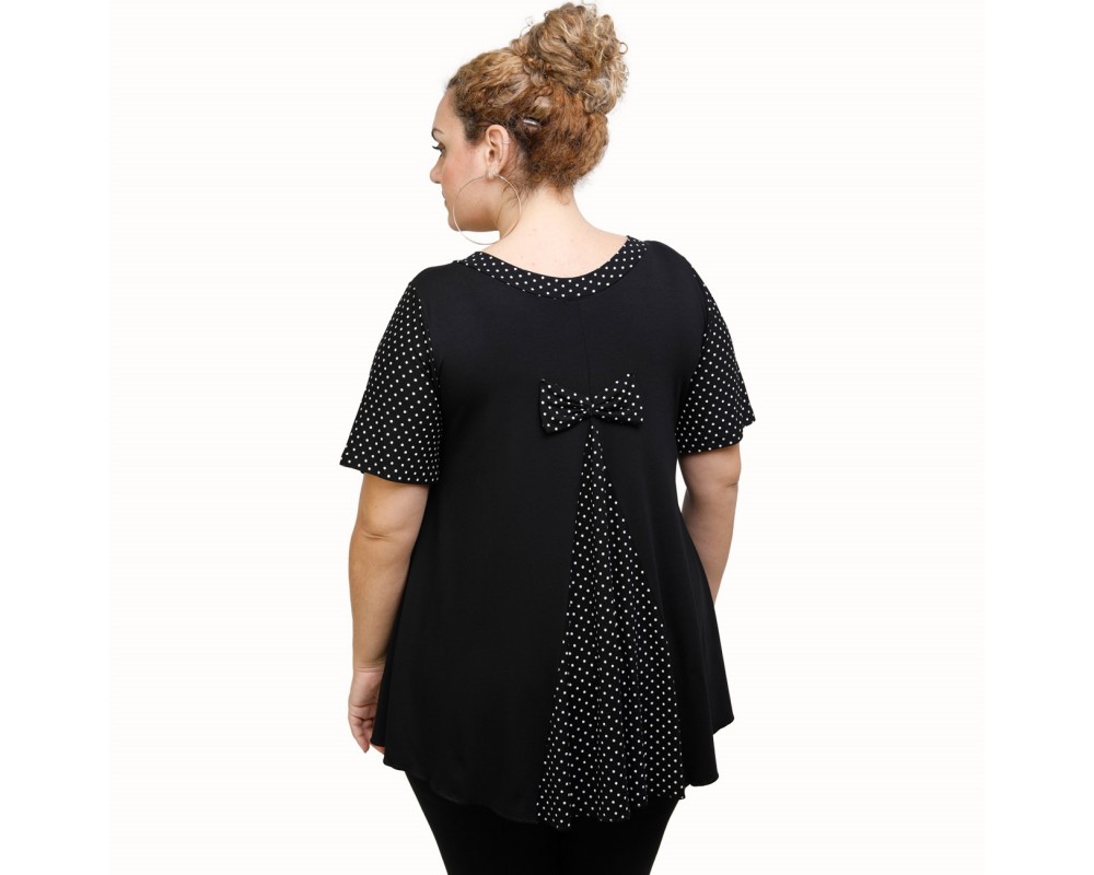 A21-489 Blouse with pattern - Black Plus Size