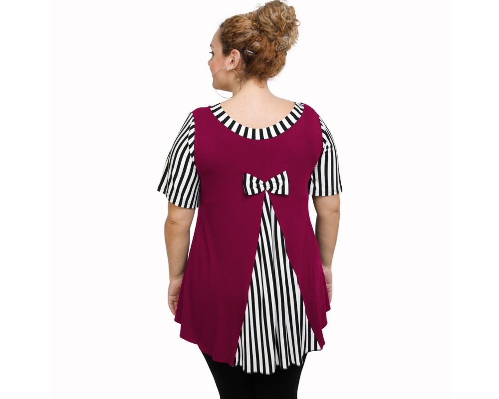 A21-589 Blouse with pattern - Fuchsia Plus Size