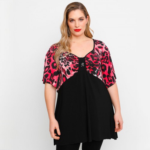 A23-6061 Blouse Printed on chest and sleeves - Bordeaux A23-6061 Blouse Printed on chest and sleeves - Bordeaux