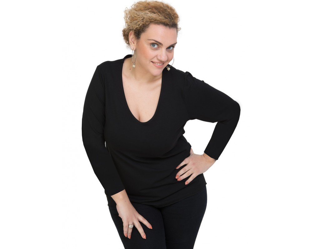 B19-208U Classic blouse - Black Plus Size