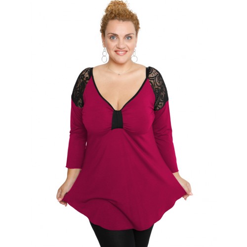 B19-279D Classic blouse with lace on shoulders - Fuchsia