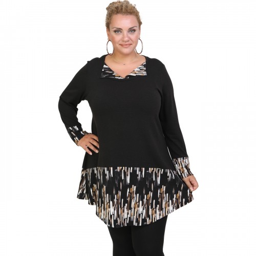 B20-5620 Knitted Blousedress with animal print