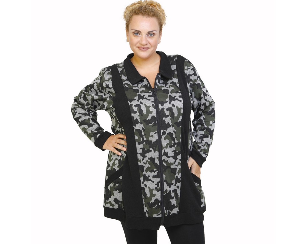 B21-4698 Long knitted jacket with zipper and collar Plus Size
