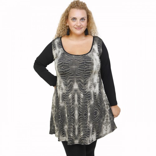 B21-8976 Blousedress with pattern