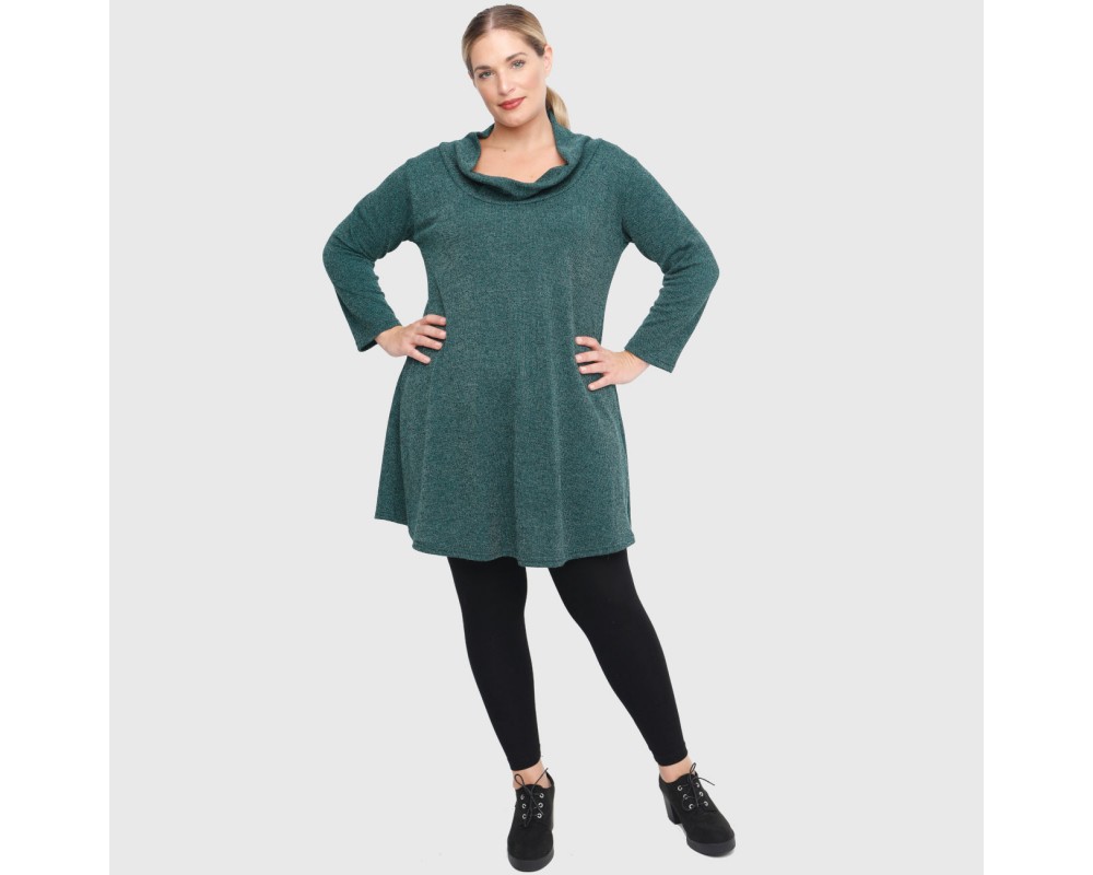 B22-375 Knitted long blouse - Green Plus Size