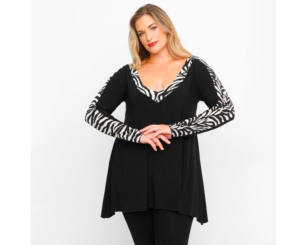 B23-9349 Blouse with print Plus Size
